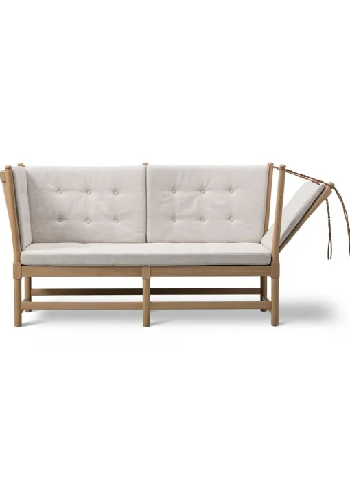 The Spoke-Back Sofa 1789 by Børge Mogensen