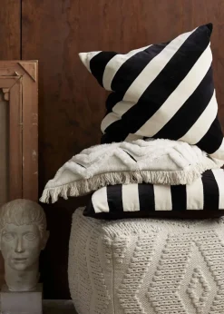 Theta Cushion Cover