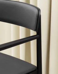 Timb Armchair af Simon Legald