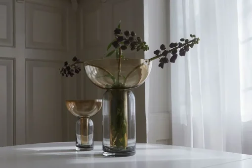 Torus glass vase