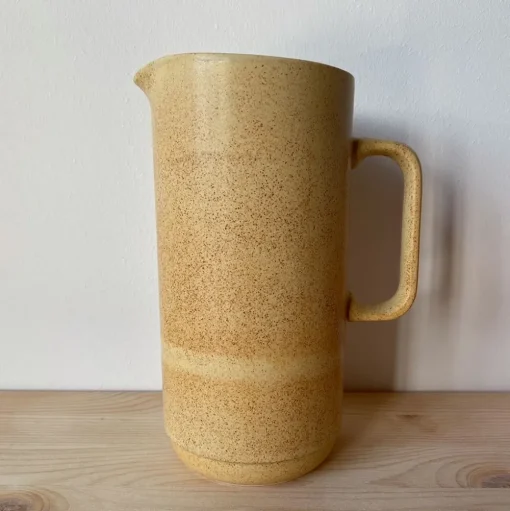 TOTO jug
