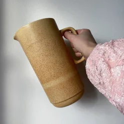 TOTO jug