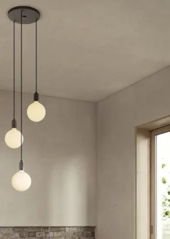 Triple Pendant - White/Black - Sphere IV