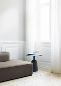 Turn Table