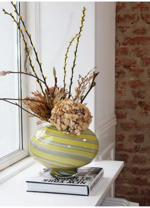 Twirl Vase