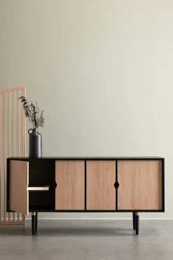 Unique's Sideboard