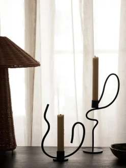 Valse Candle Holder