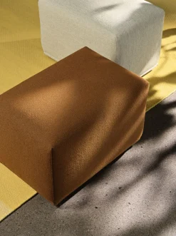 Varjo Rug