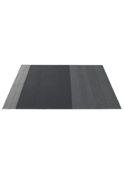 Varjo Rug