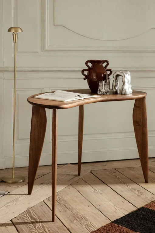 Verso Table Vase