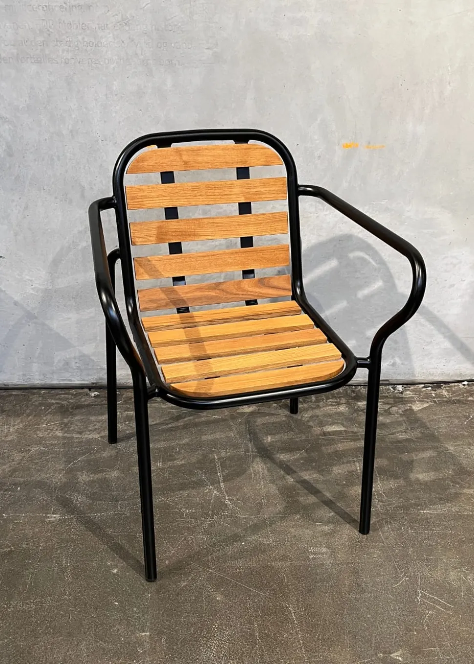 Vig Armchair Robinia