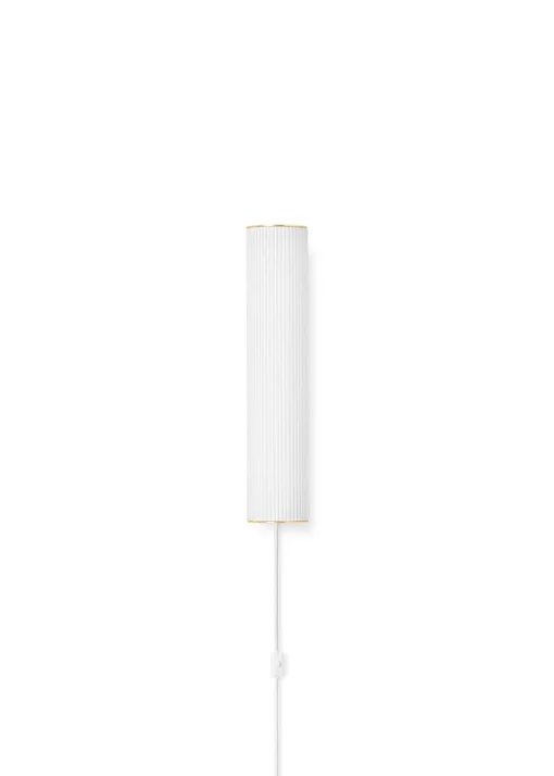 Vuelta Wall Lamp