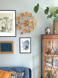 Wall Flower