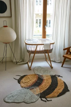 Washable rug Bee