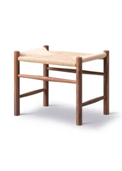 Wegner J16 Stool 16002 by Hans J. Wegner
