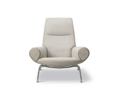 Wegner Queen Chair 1010 by Hans J. Wegner