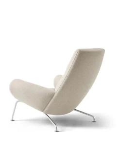 Wegner Queen Chair 1010 by Hans J. Wegner