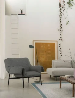 Wrap Lounge Chair
