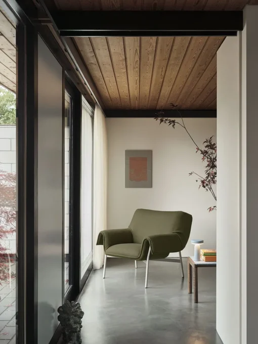 Wrap Lounge Chair