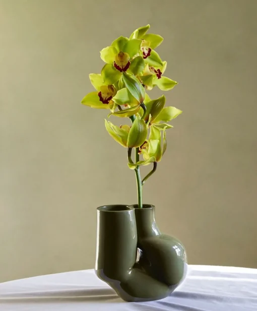 W&S Vase