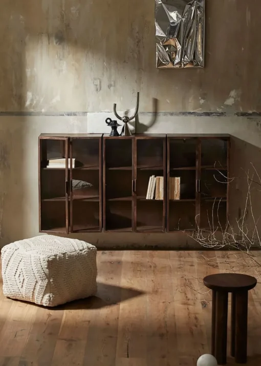 Wular Pouf