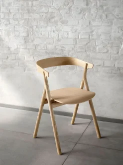 Yksi Chair 3341 by Thau & Kallio