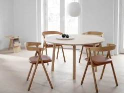 Yksi Chair 3341 by Thau & Kallio
