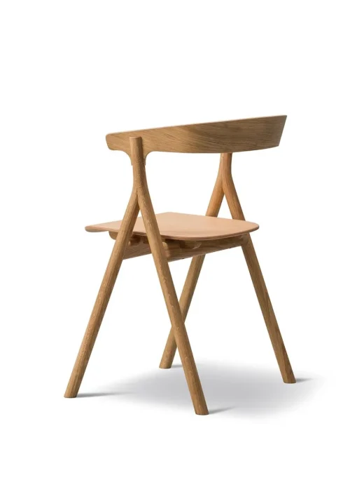 Yksi Chair 3340 by Thau & Kallio